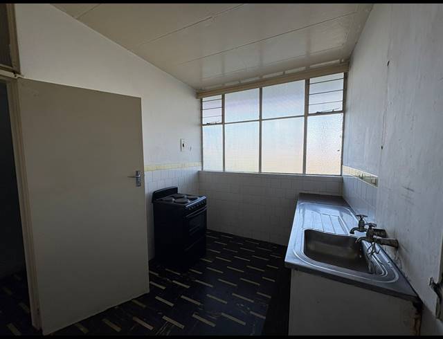 2 BEDROOM FLAT FOR SALE IN ARCON PARK